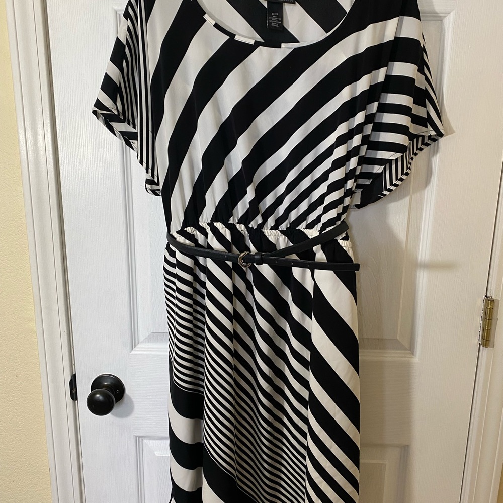 Black and white stripped dress